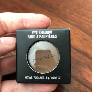 Mac eyeshadow
